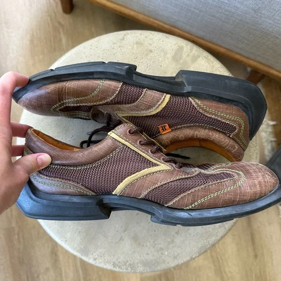 John Fluevog Future Angel Andrew Shoes in Chestnut Leather and - Main Image